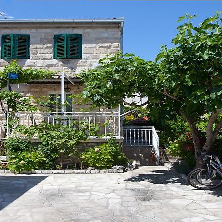 Casa Varos Supetar Εξωτερικό φωτογραφία