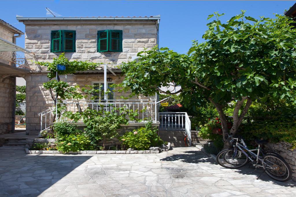 Casa Varos Supetar Εξωτερικό φωτογραφία